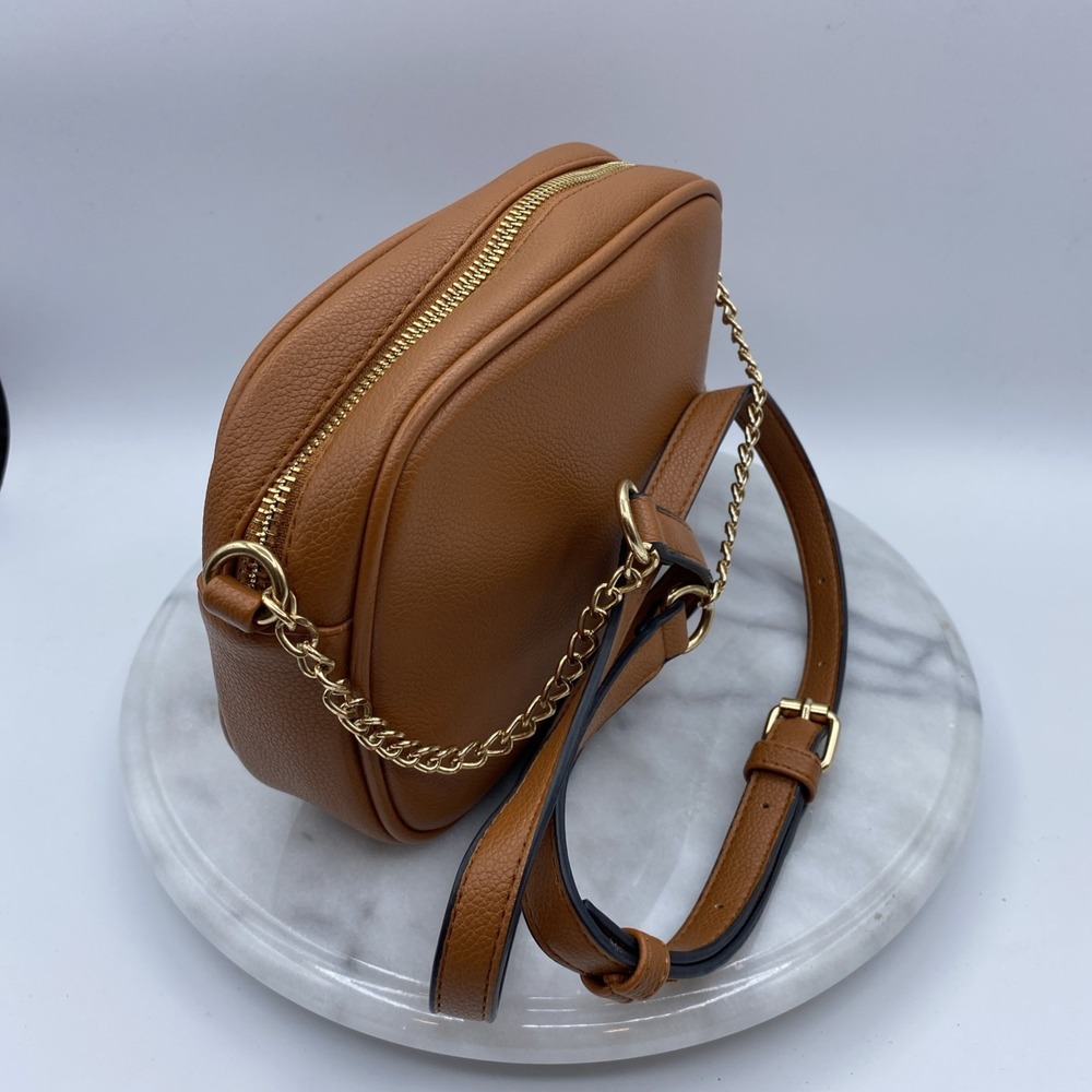 Quilted Crossbody Bag Women - Stylish Camera Tassel - Tan - Vegan (PU) Adjustab - Picture 4 of 16